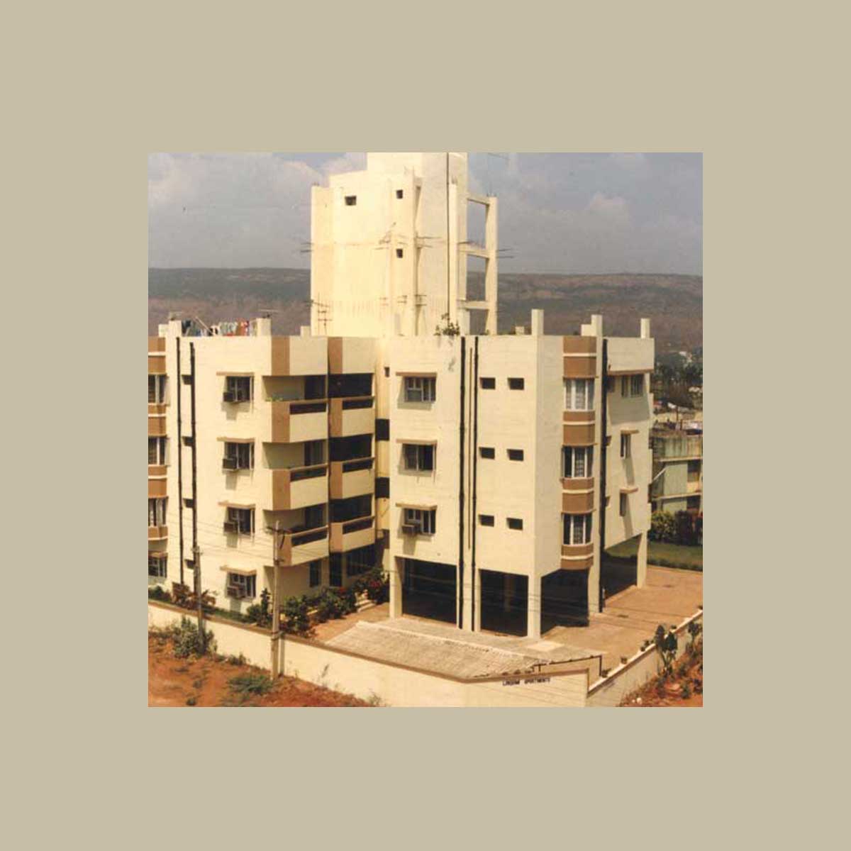 Balaji – Lakshmi Apartments